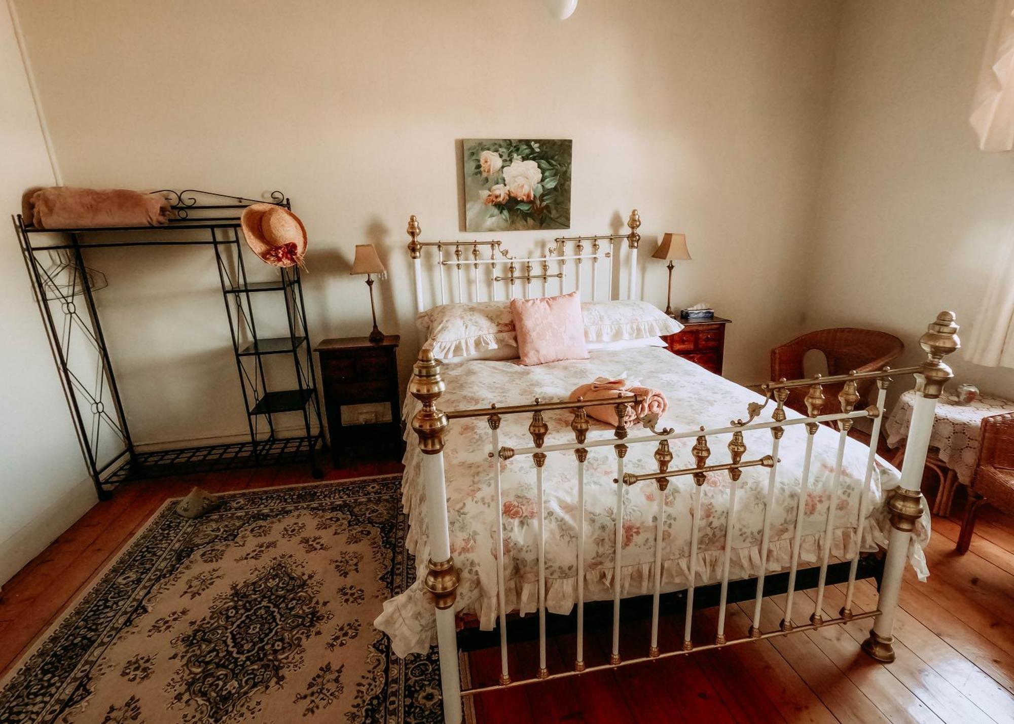 Vale Of Avoca Hotel Charlton Екстериор снимка