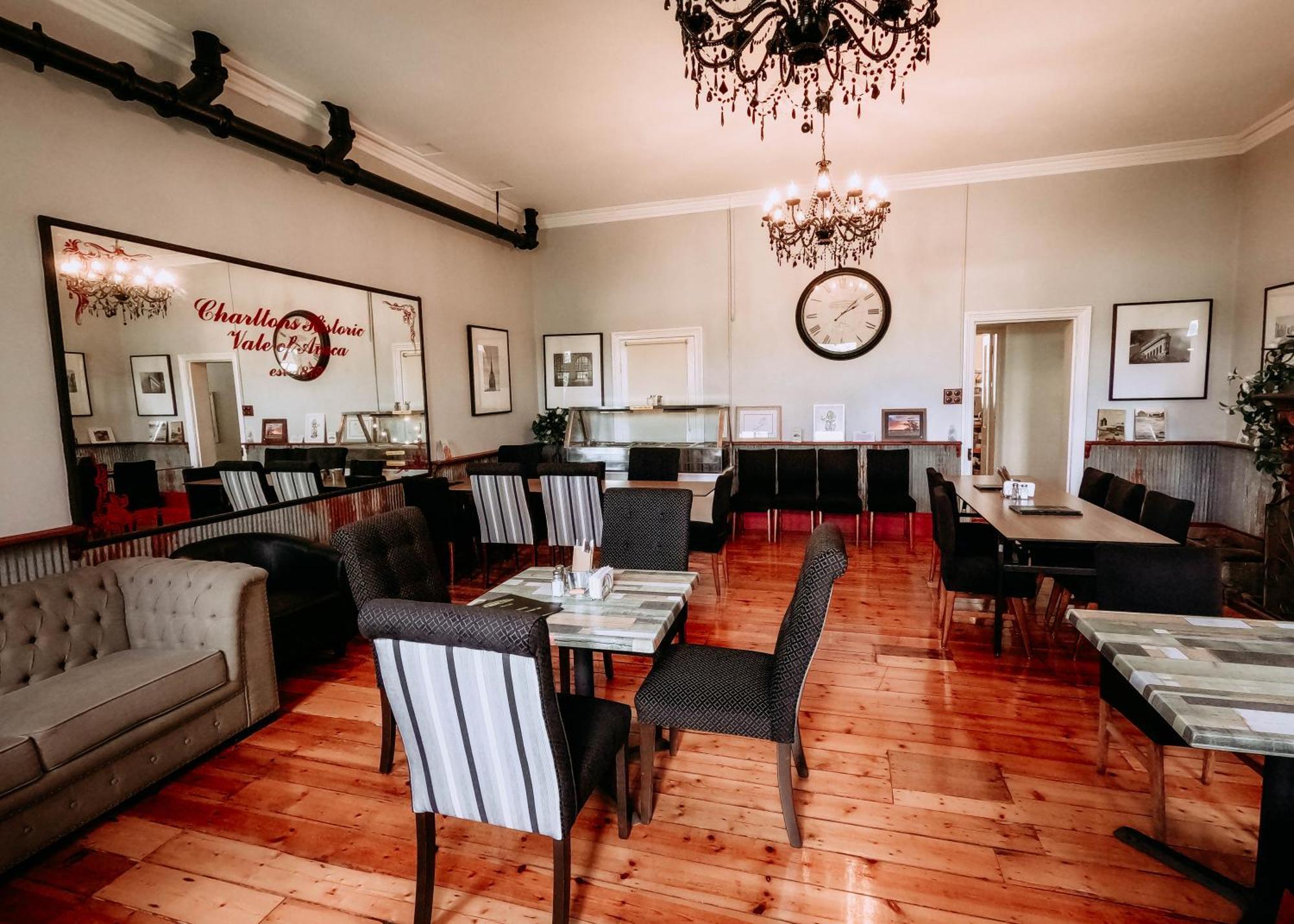Vale Of Avoca Hotel Charlton Екстериор снимка